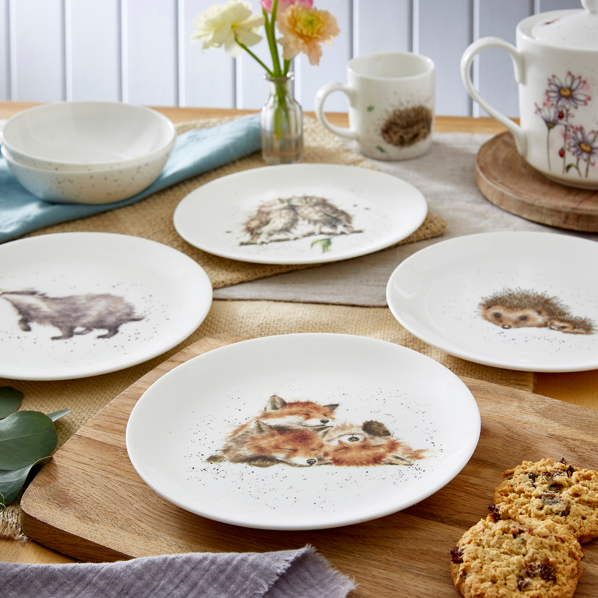 Wrendale Designs Coupe Plates S/4 Assorted. Badger, Hedgehog, Fox, Owl image number null